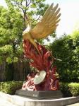 火の鳥の像